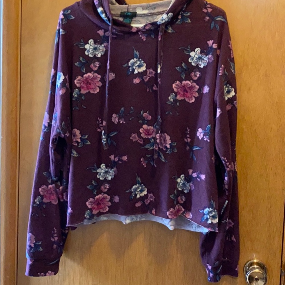 Rue 21 light weight cropped hoodie